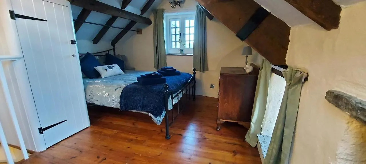 Puzzle Cottage, Quirky Dales Cottage For 2 Spennithorne Holiday home